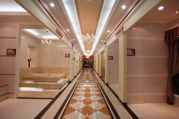 图11、2011年度广东汕头南宫28优异专卖店（选登）